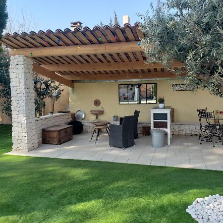 La Maison 1440 LʼIsle-sur-la-Sorgue Exteriér fotografie
