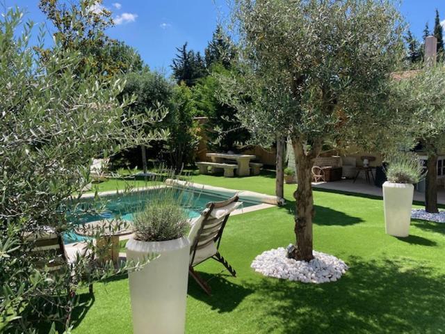 La Maison 1440 LʼIsle-sur-la-Sorgue Exteriér fotografie